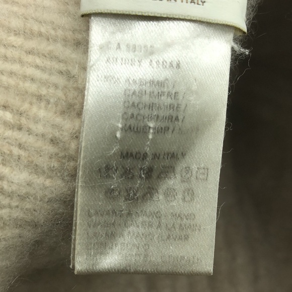 AGNONA WHITE CASHMERE BEANIE HAT WOMEN’S MADE IN ITALY BEIGE - Picture 8 of 8